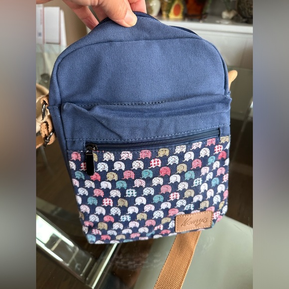 Kemy's • Crossbody Purse Handbag Bag Elephant Print • baby Blue new - Picture 2 of 10